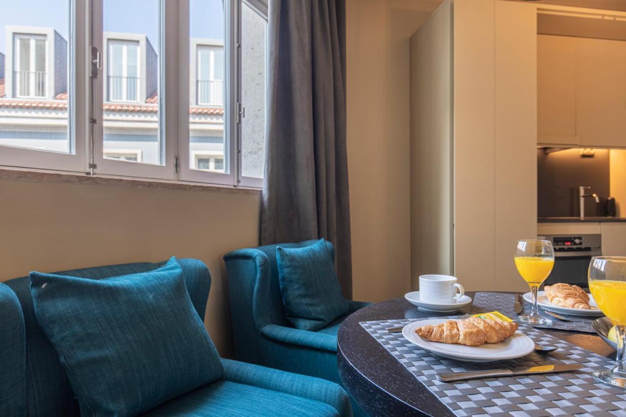 8 Building Apartments Лиссабон Экстерьер фото