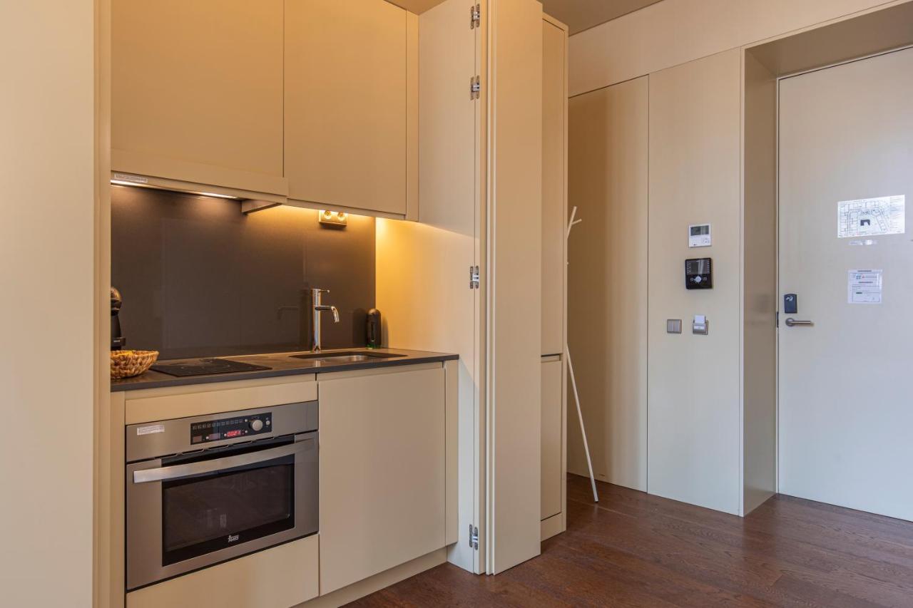 8 Building Apartments Лиссабон Экстерьер фото