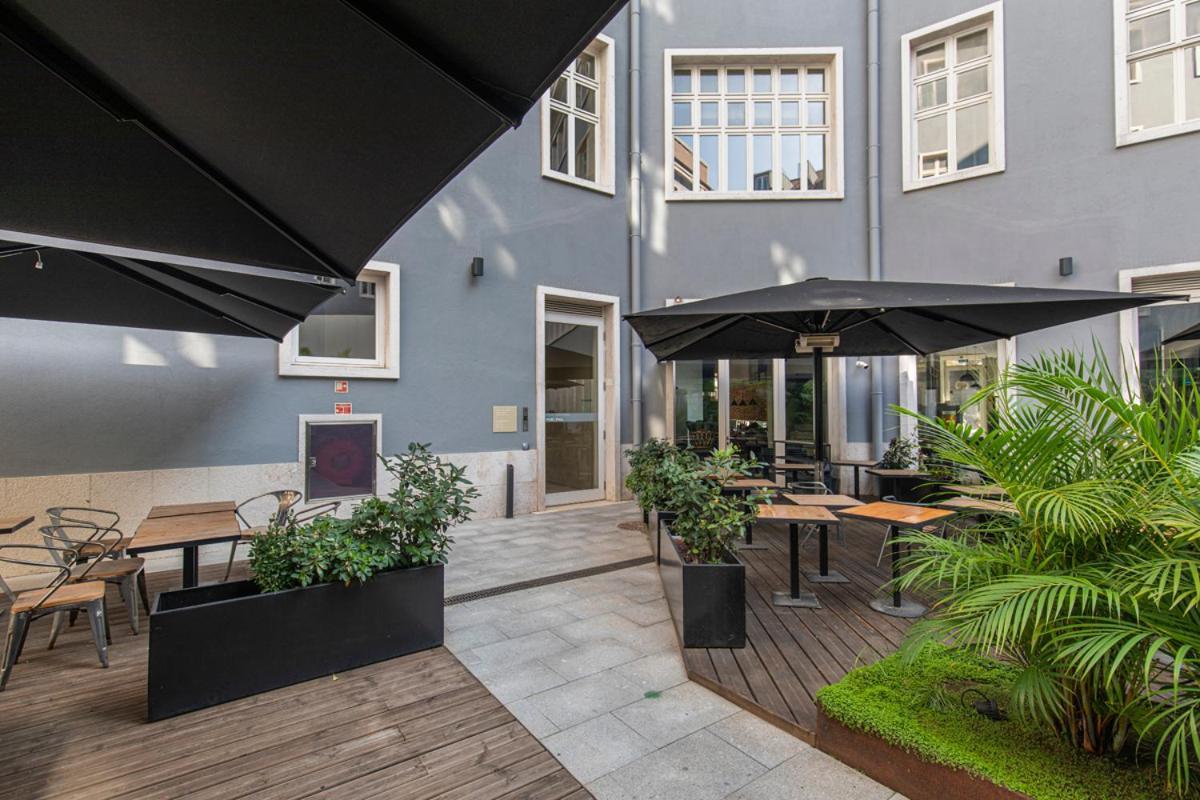 8 Building Apartments Лиссабон Экстерьер фото